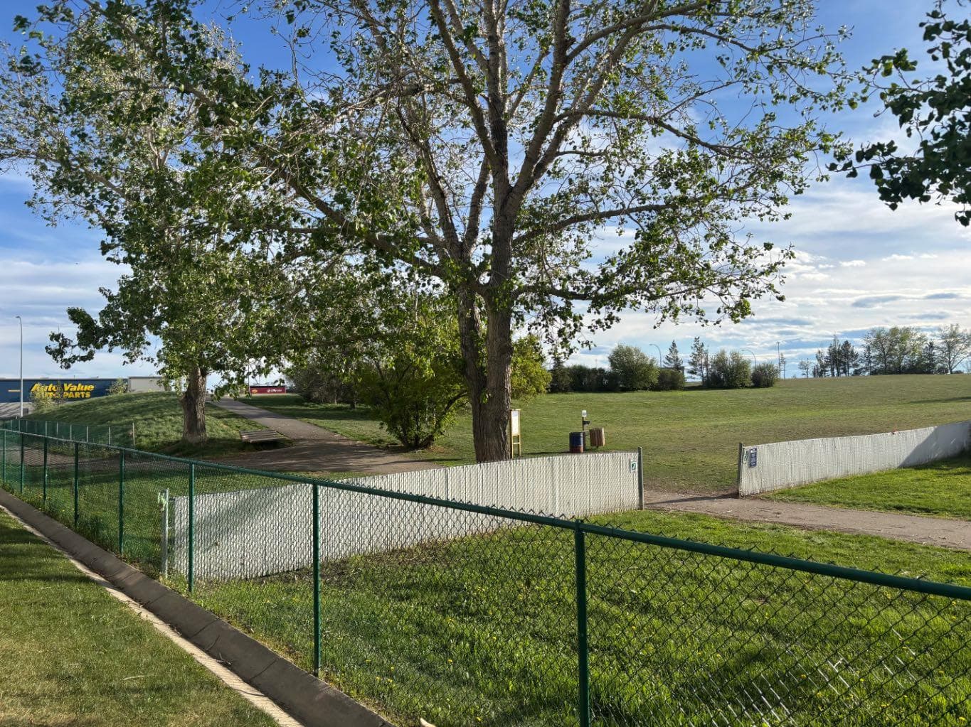 602, 800 Yankee Valley Boulevard SE — photo 3