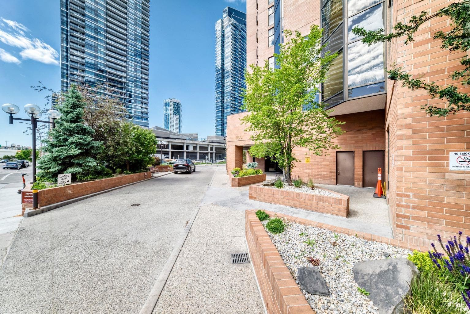 277, 1100 8 Avenue SW — photo 3