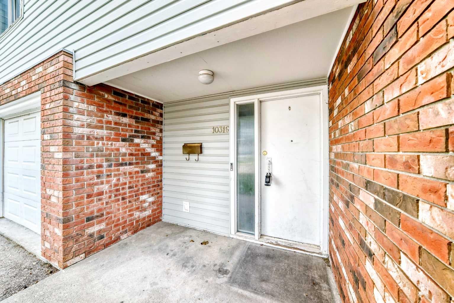 10316 Braeside Drive SW — photo 3