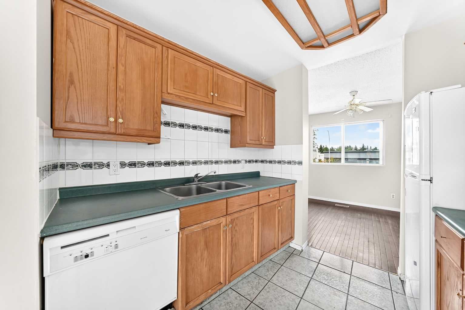 10316 Braeside Drive SW — photo 5
