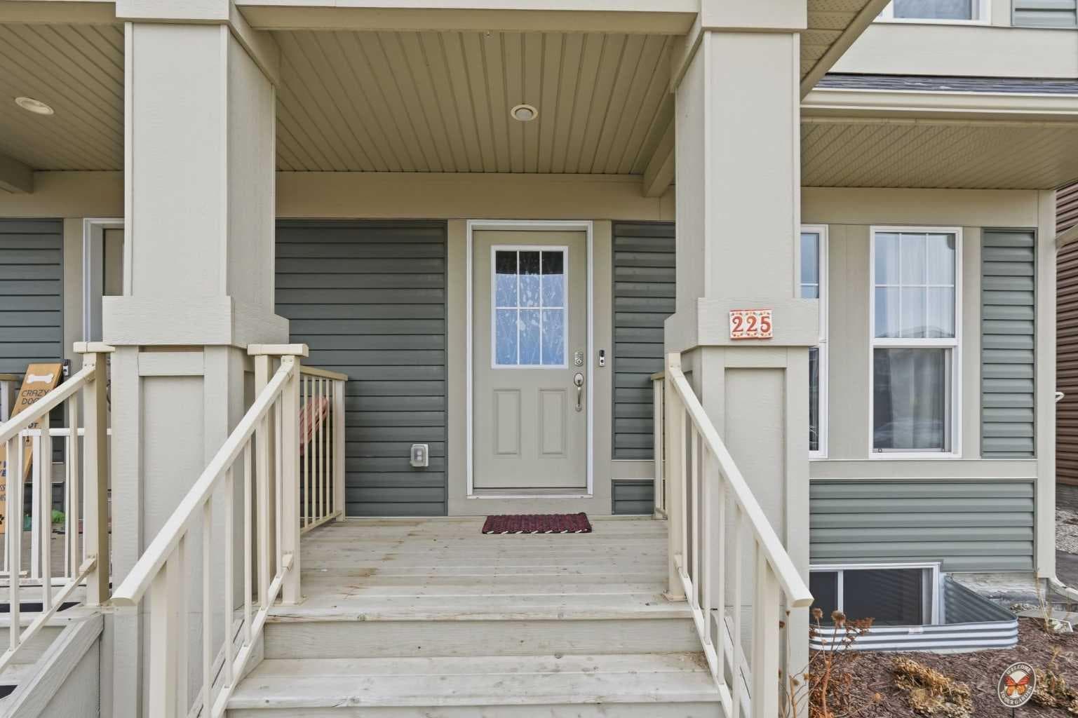 225 Fireside Drive — photo 3