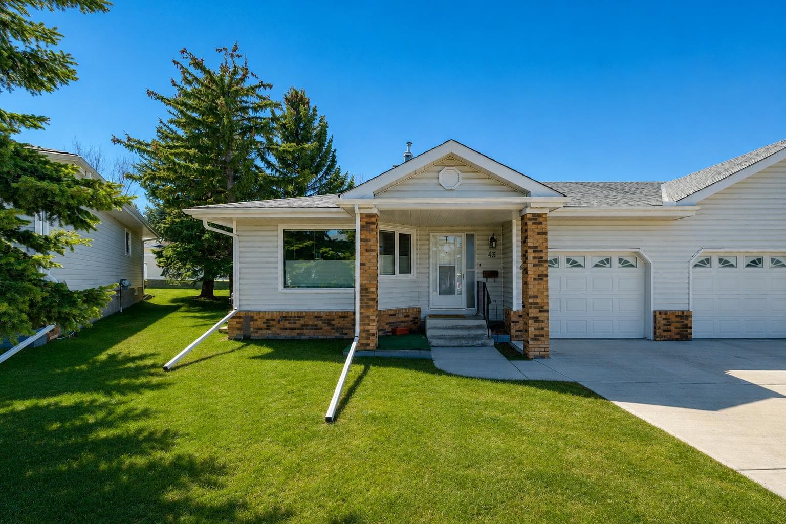 43 MacEwan Park Heights NW — photo 1