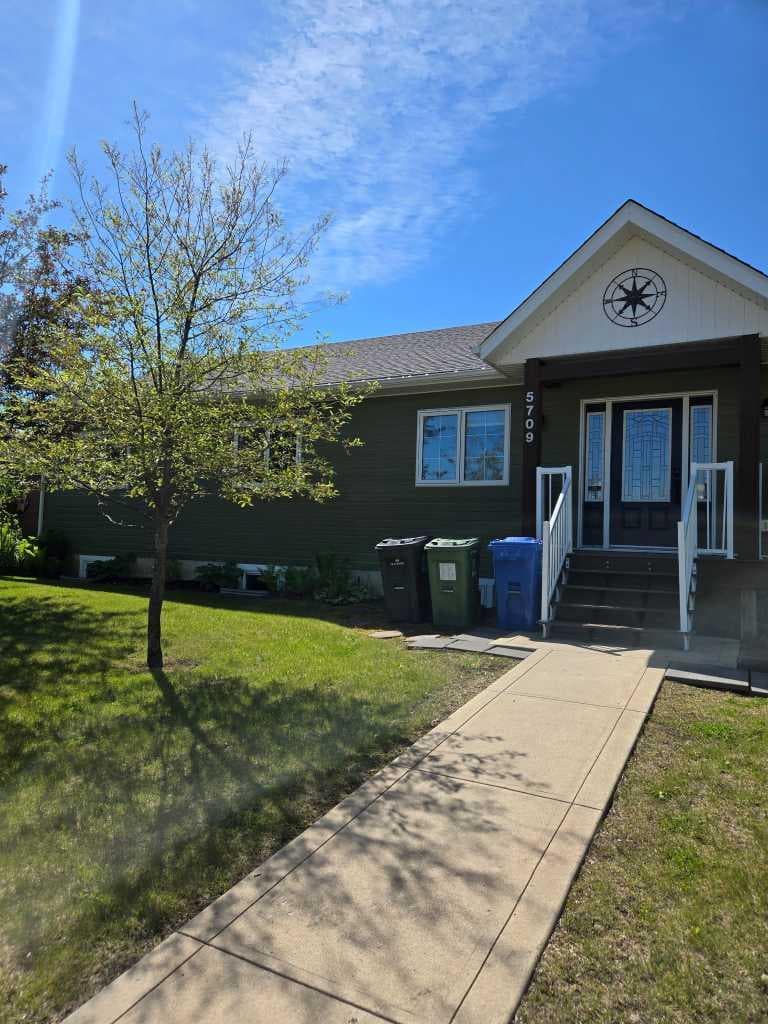 5709 57 Avenue — photo 4