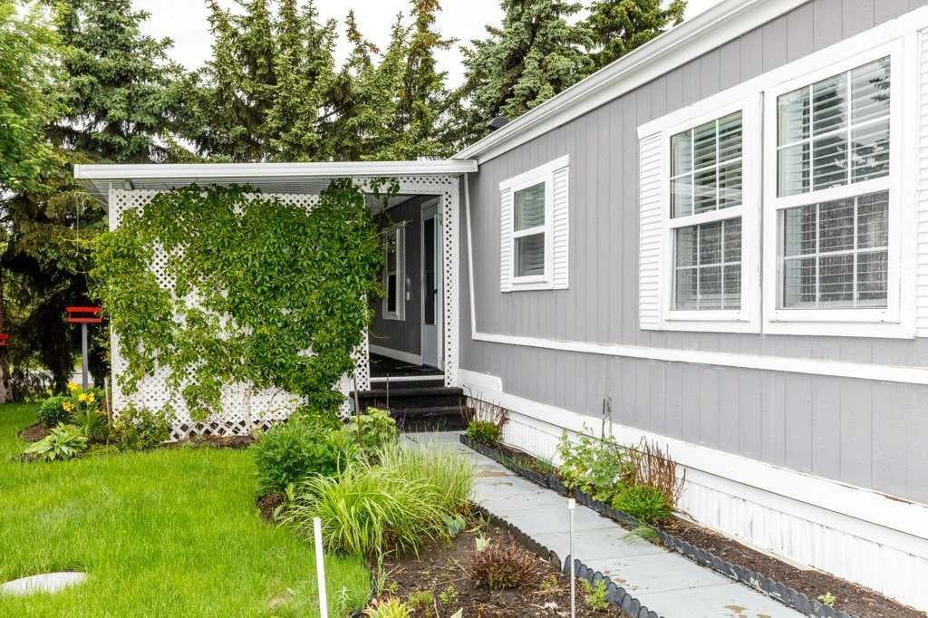 224, 37543 England Way — photo 3