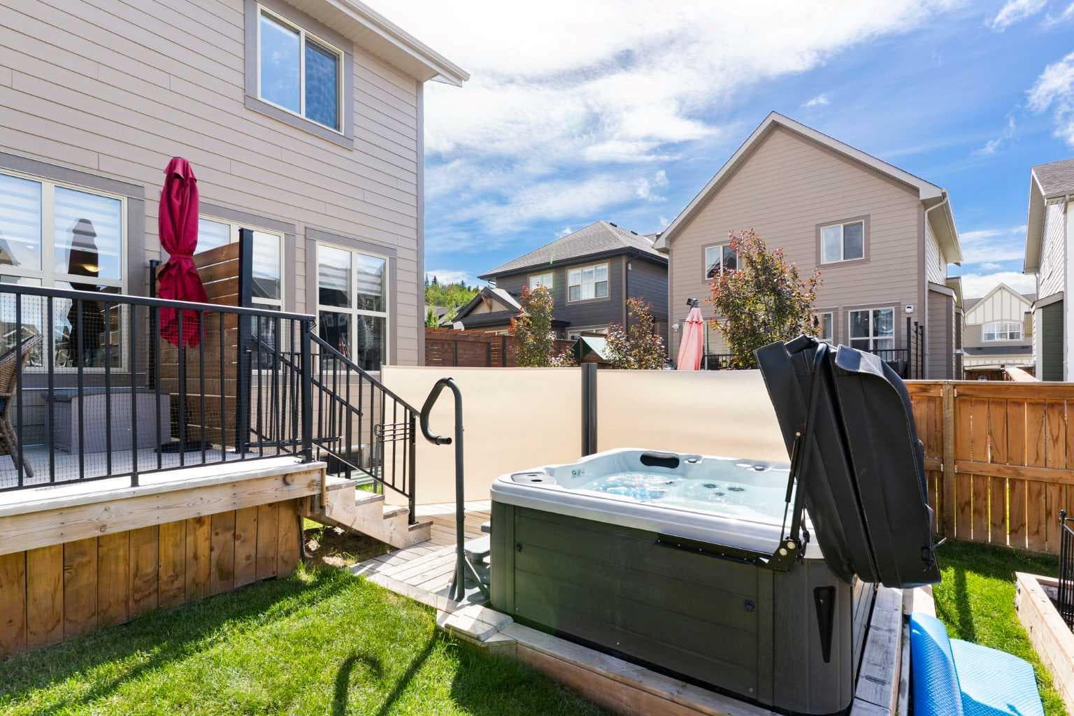 264 Riviera Way — photo 4