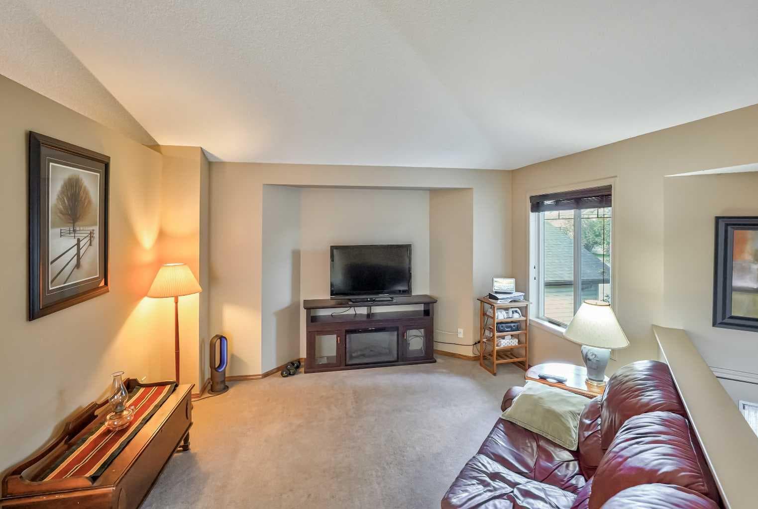 236 Covepark Close NE — photo 4