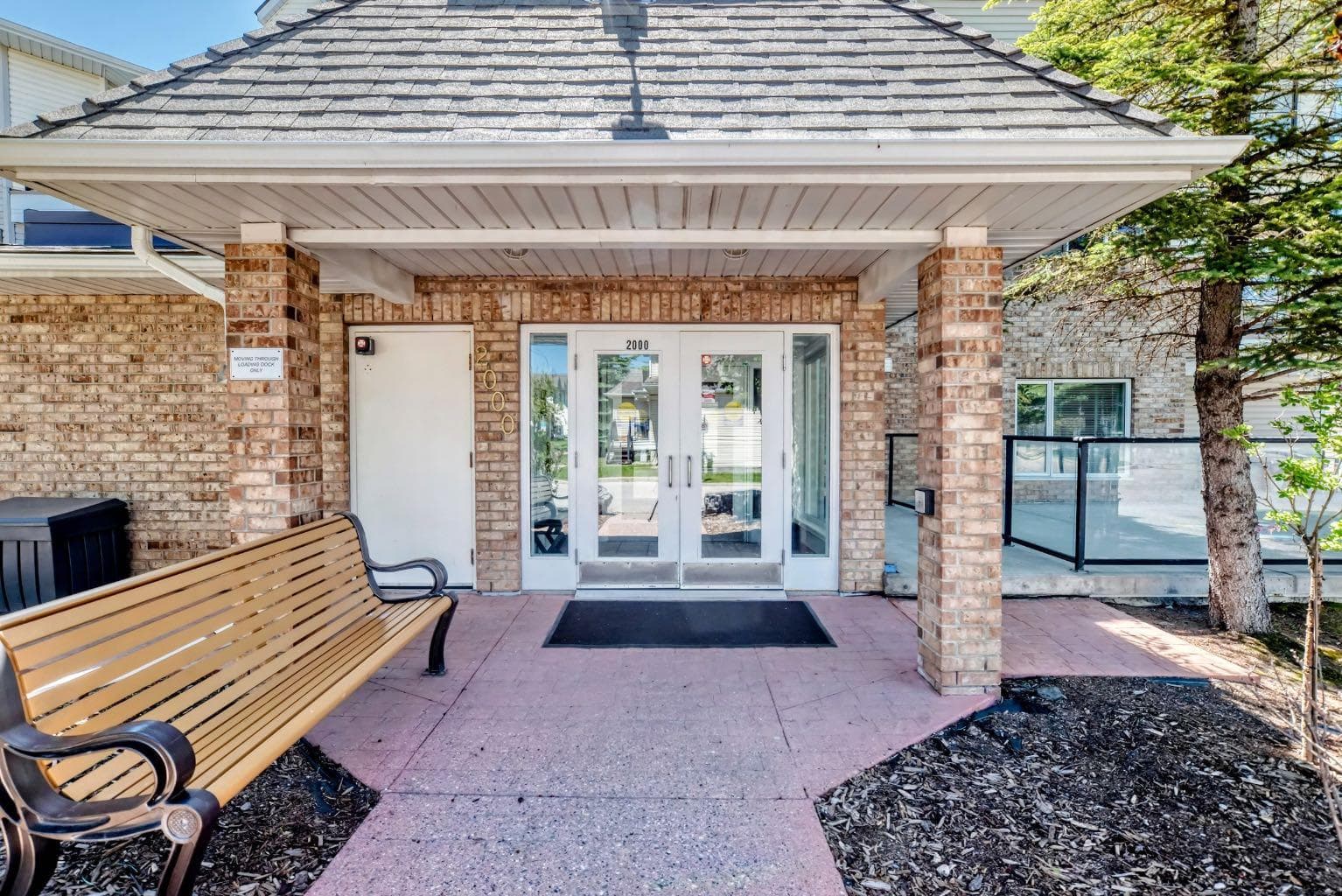 2219, 950 Arbour Lake Road NW — photo 3