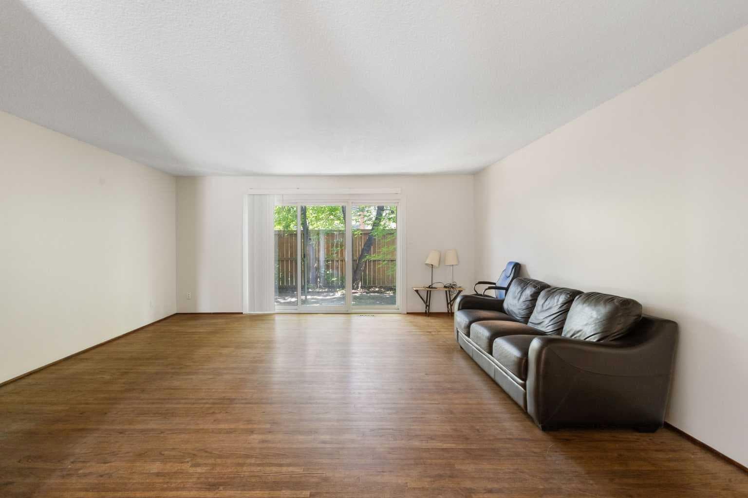 303, 1305 Glenmore Trail SW — photo 2