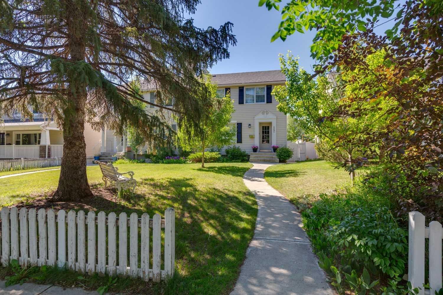 2291 Flanders Avenue SW — photo 1