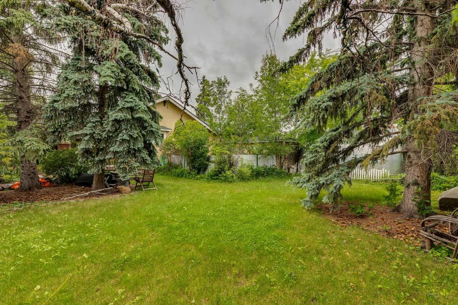 506 38 Avenue SW — photo 3