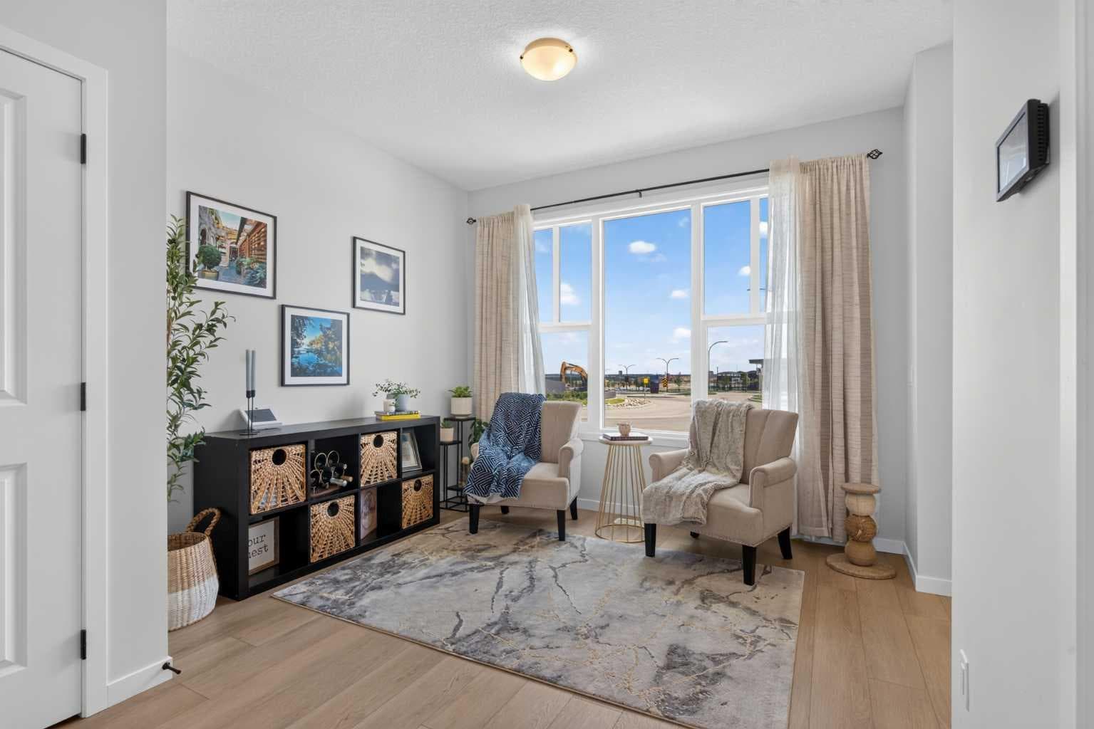257 Edith Green NW — photo 5