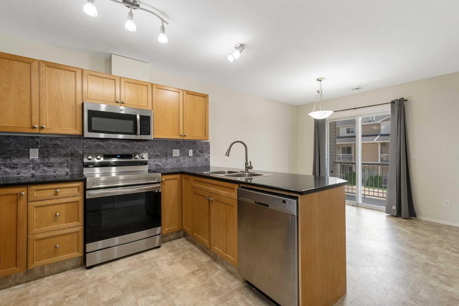 321 Sunrise Terrace NE — photo 5