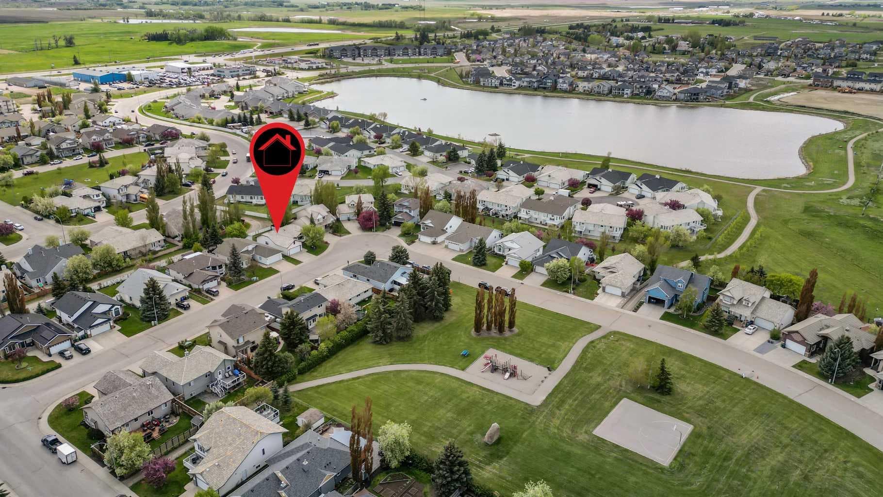 11 Strathmore Lakes Crescent — photo 3