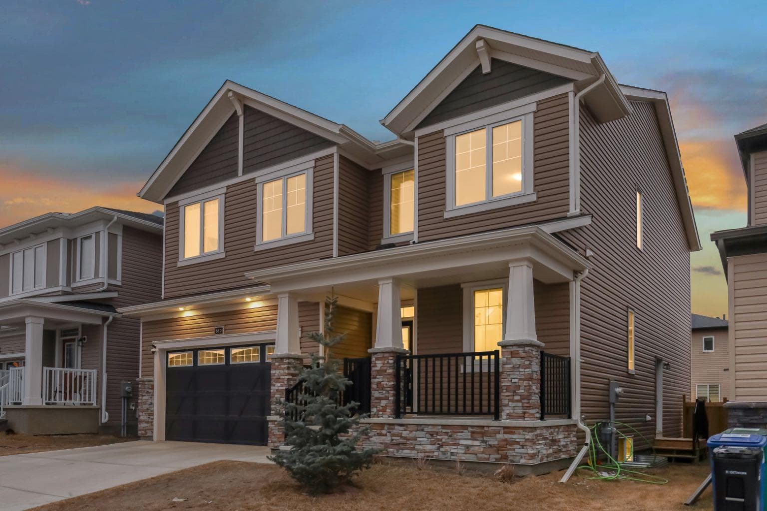 610 Southwinds Close SW — photo 1