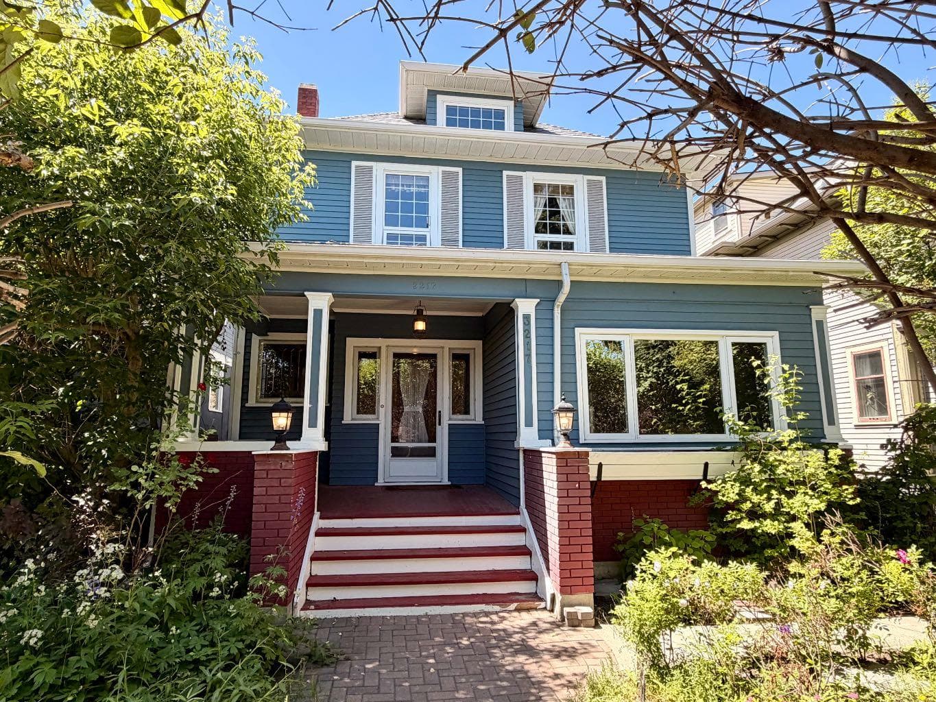 3217 Elbow Drive SW — photo 1