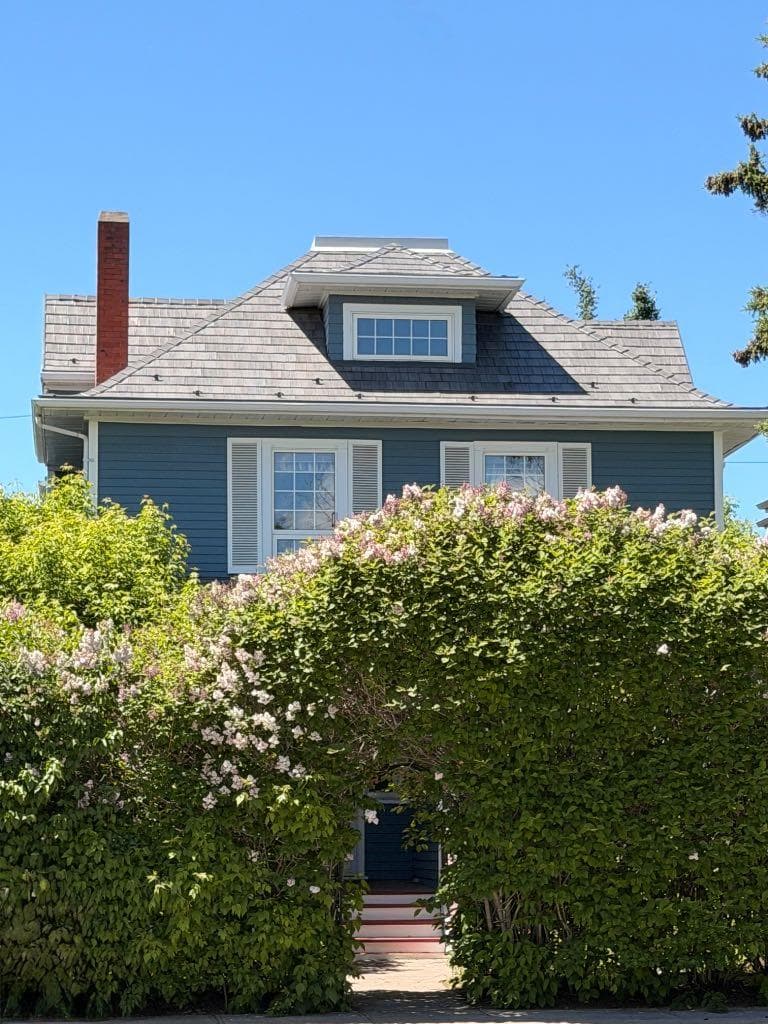 3217 Elbow Drive SW — photo 4