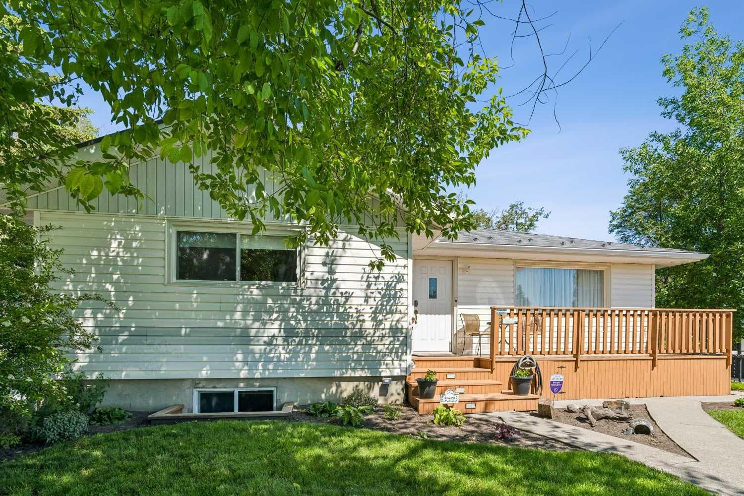 9403 Abbott Place SE — photo 2