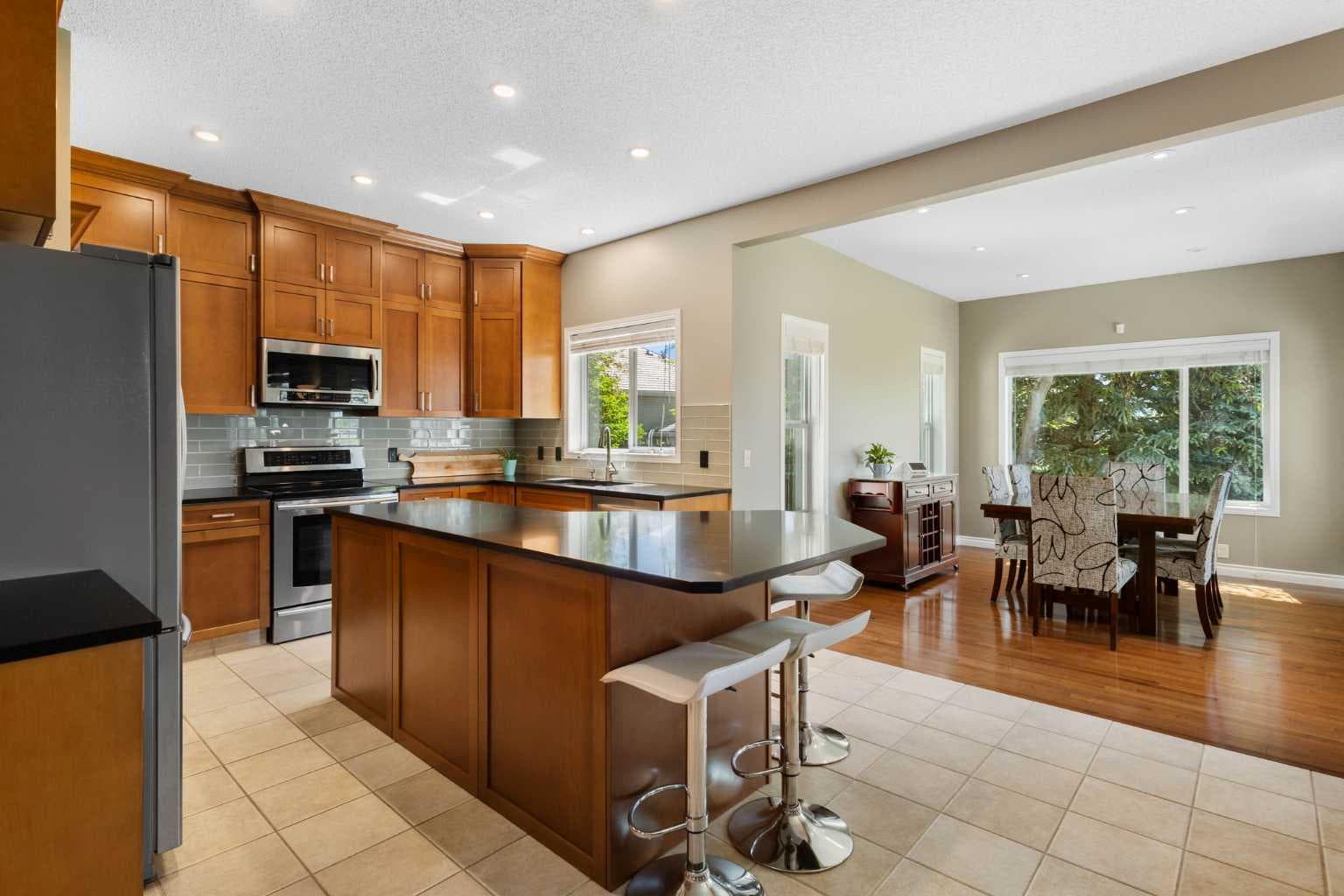 226 Springbank Place SW — photo 3