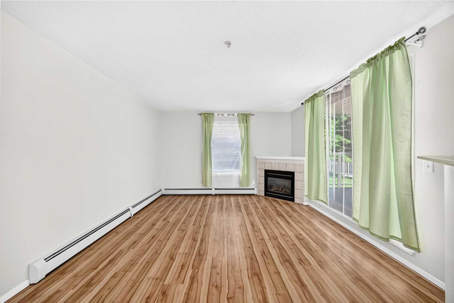 109, 5500 Somervale Court SW — photo 2