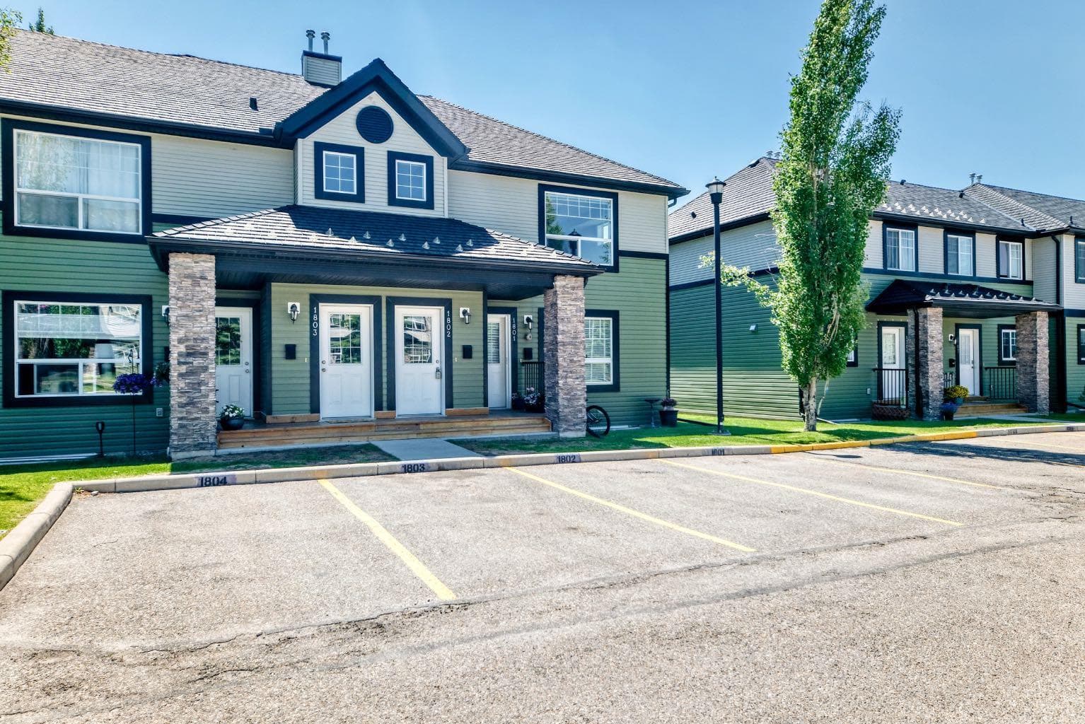 1802, 140 Sagewood Boulevard SW — photo 1