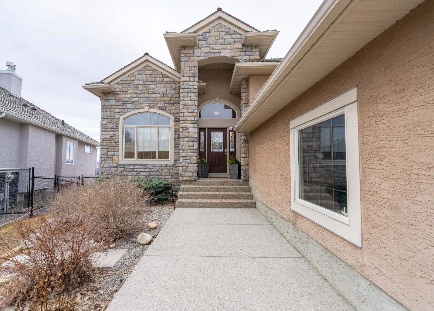 194 Gleneagles Estates Lane — photo 3