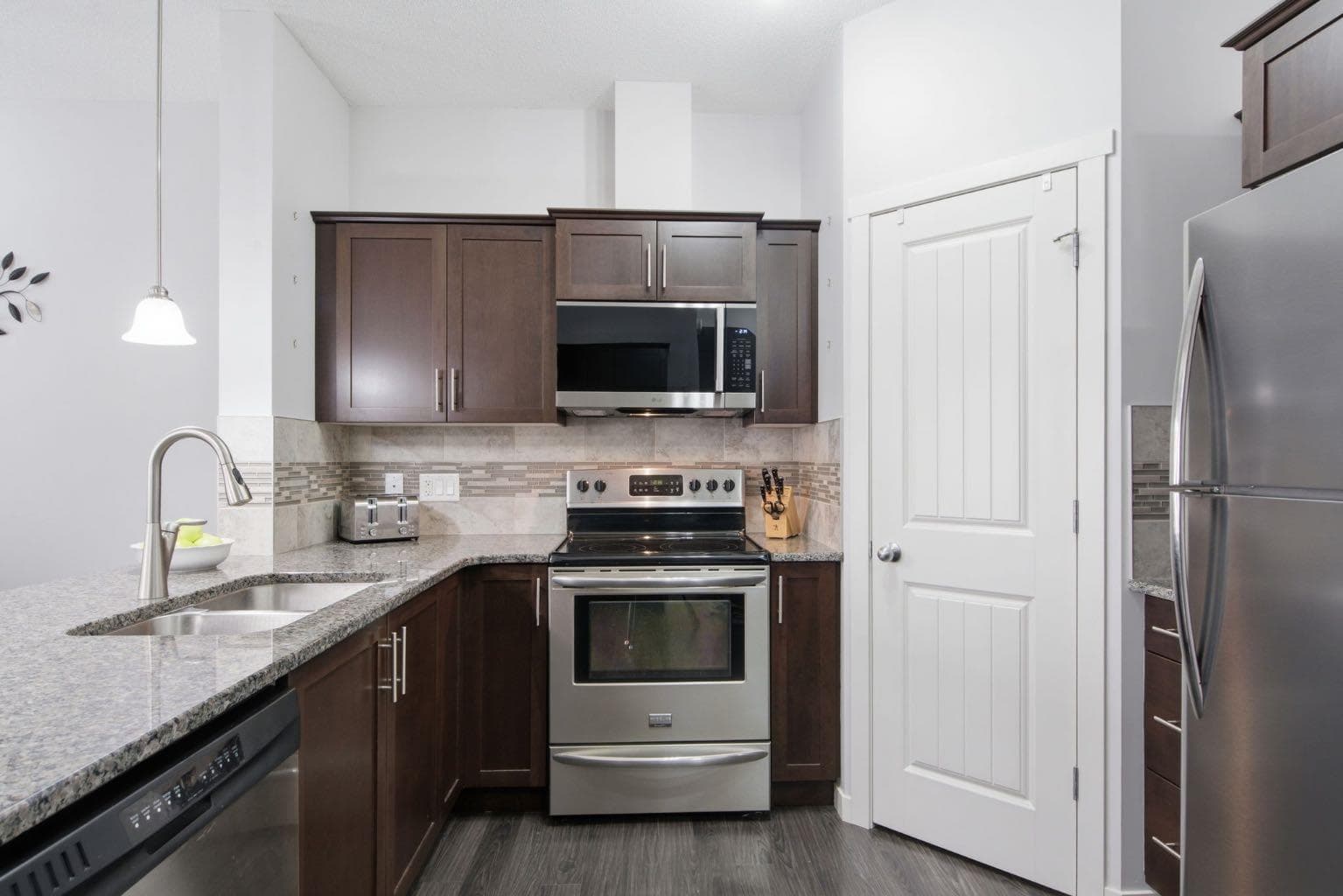 126 Copperpond Landing SE — photo 5
