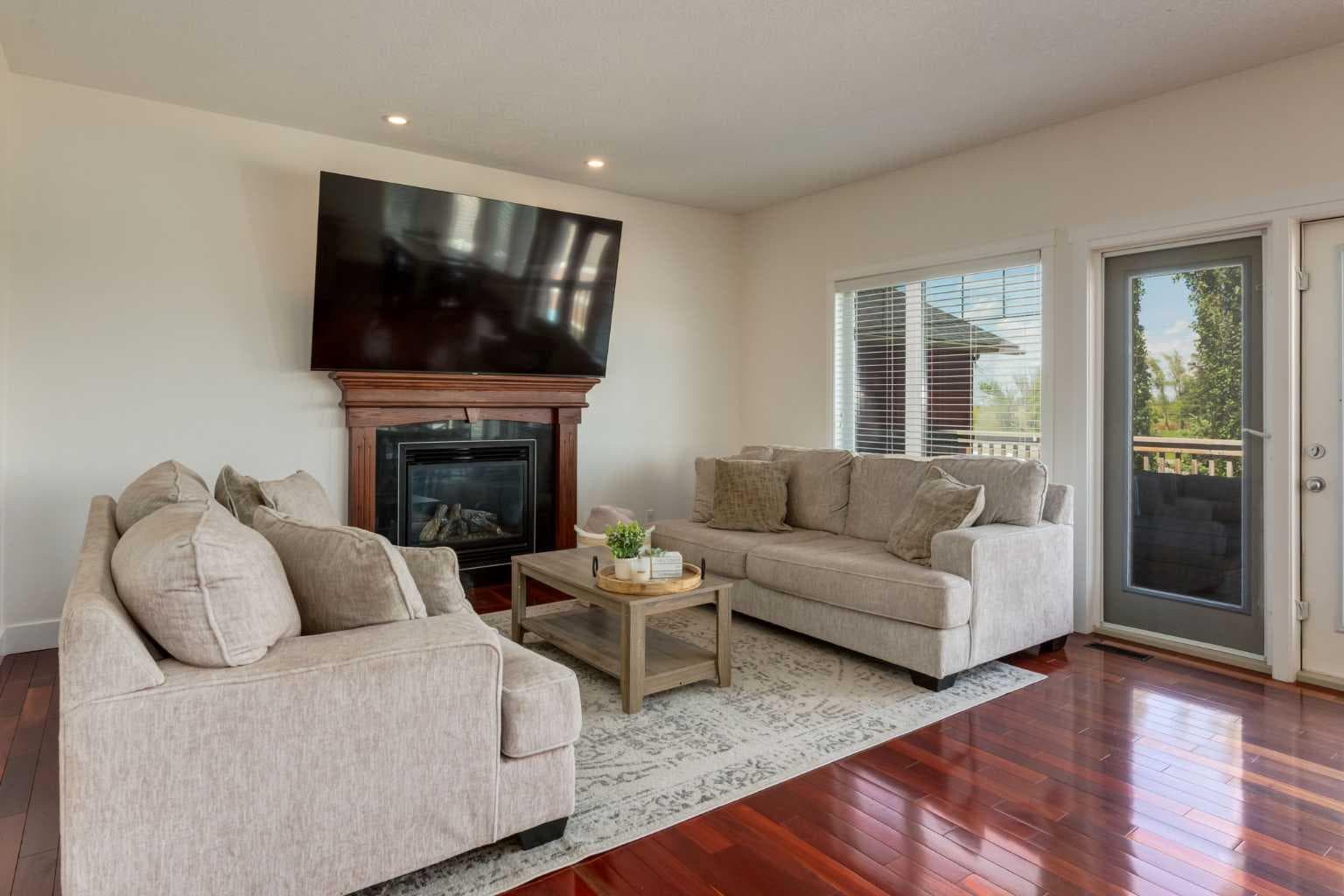 156 CAMDEN Court — photo 4