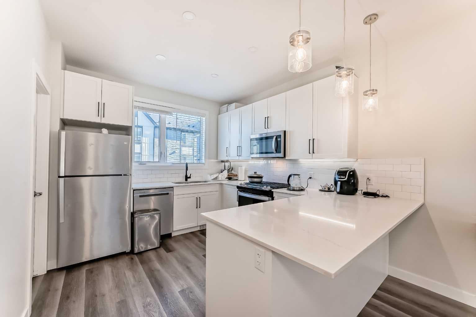 30 Evanscrest Park NW — photo 3