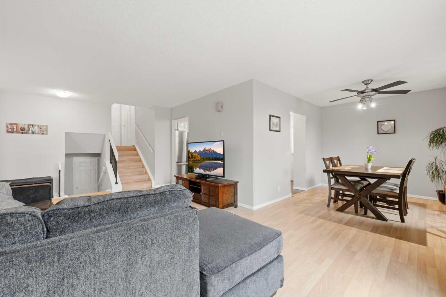 32 Beddington Rise NE — photo 4