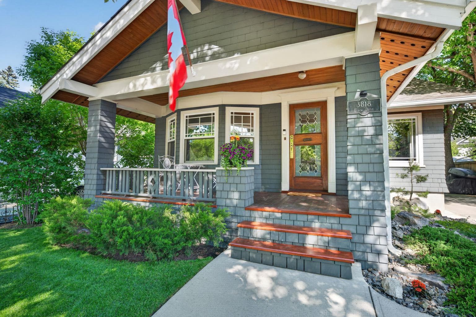 3818 Elbow Drive SW — photo 3