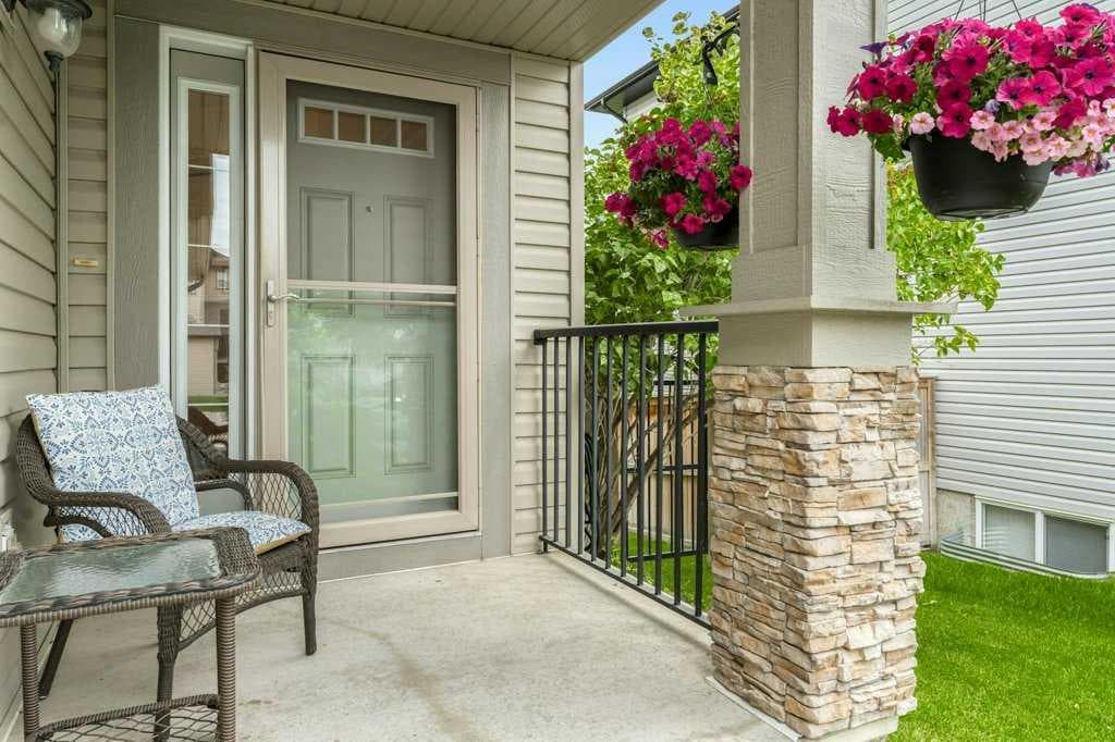 131 Westmount Hill — photo 3
