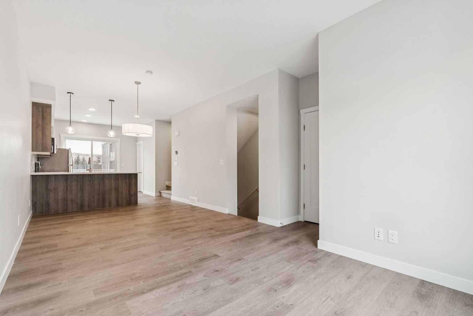 107 Shawnee Square SW — photo 3