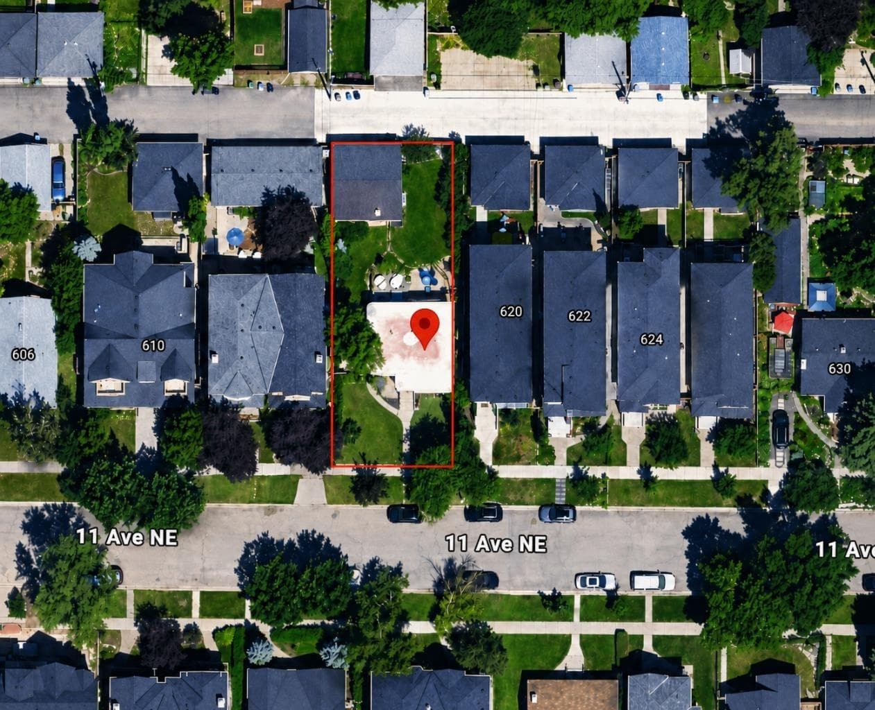 618 11 Avenue NE — photo 4