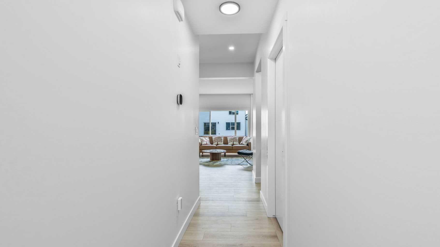 18 Clearwater Lane — photo 3