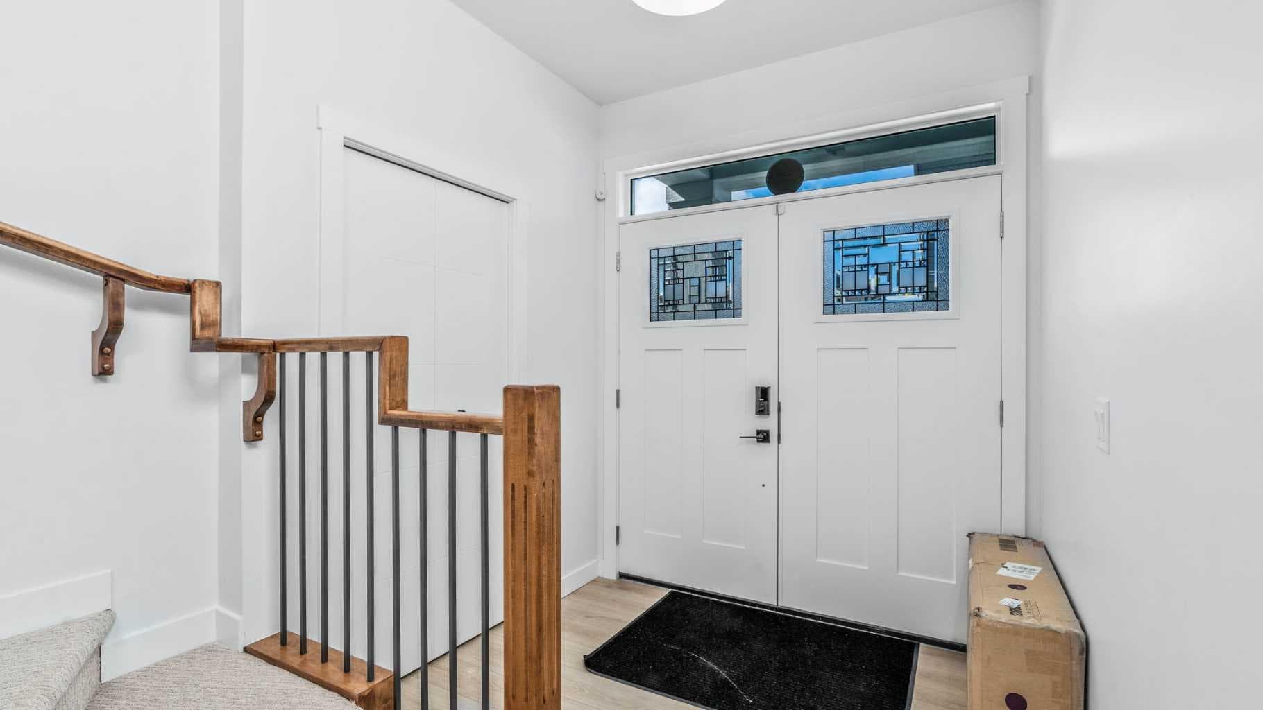 18 Clearwater Lane — photo 4