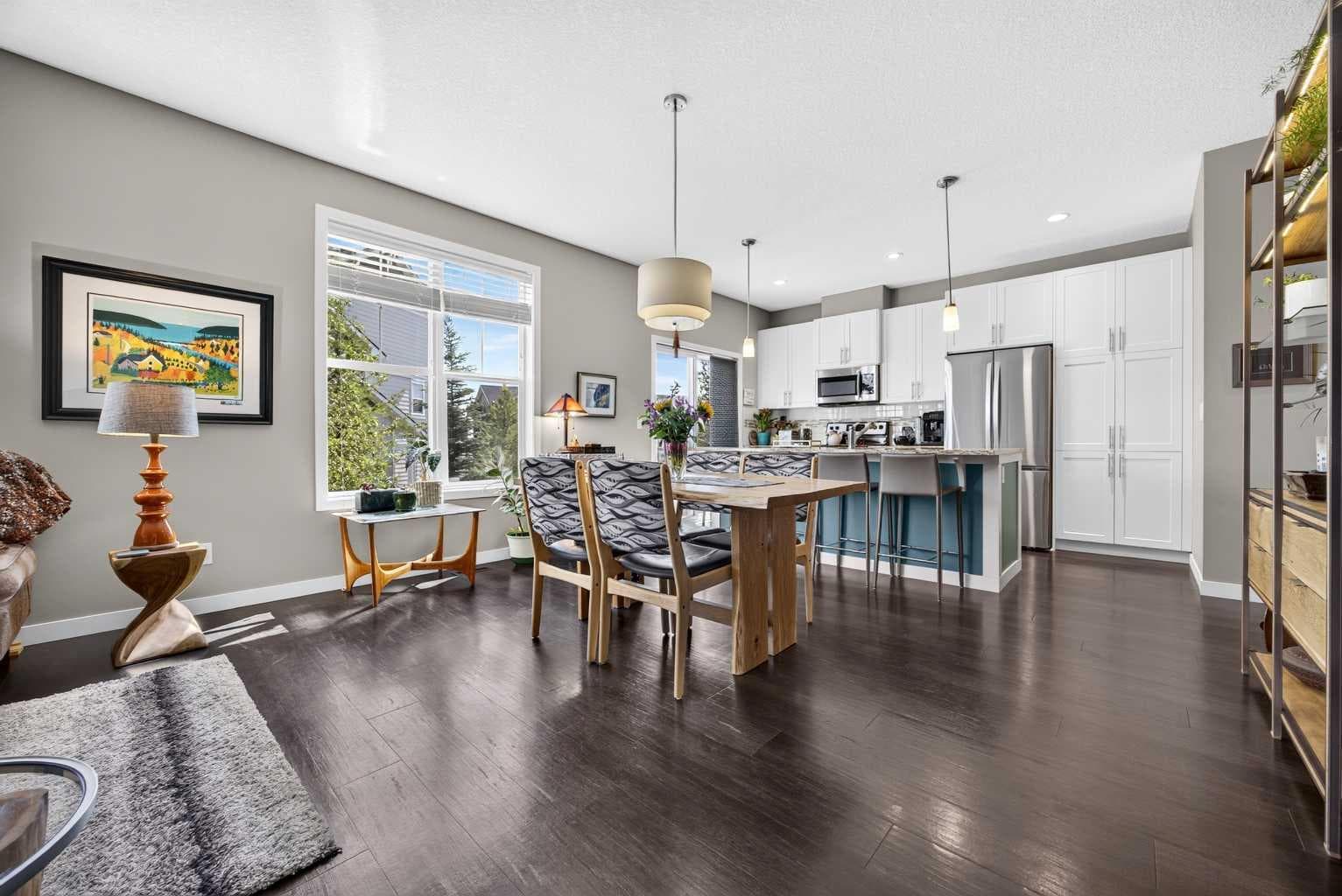 905, 881 Sage Valley Boulevard NW — photo 1