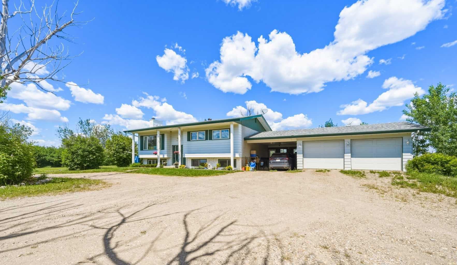 283080 Township Road 254 — photo 1