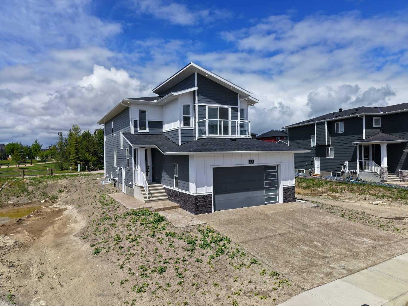 75 Sunvalley Way — photo 2