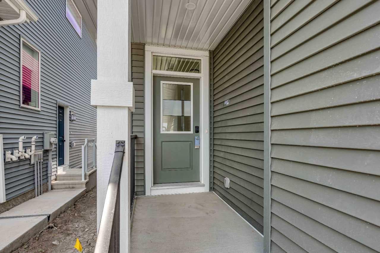 24 Southborough Common — photo 4