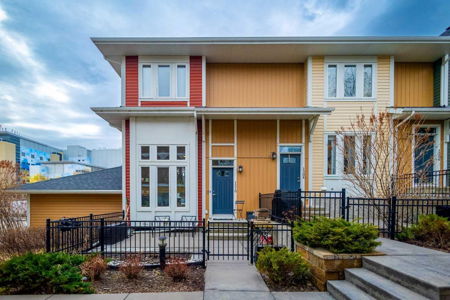 1310 Auburn Bay Square SE — photo 2