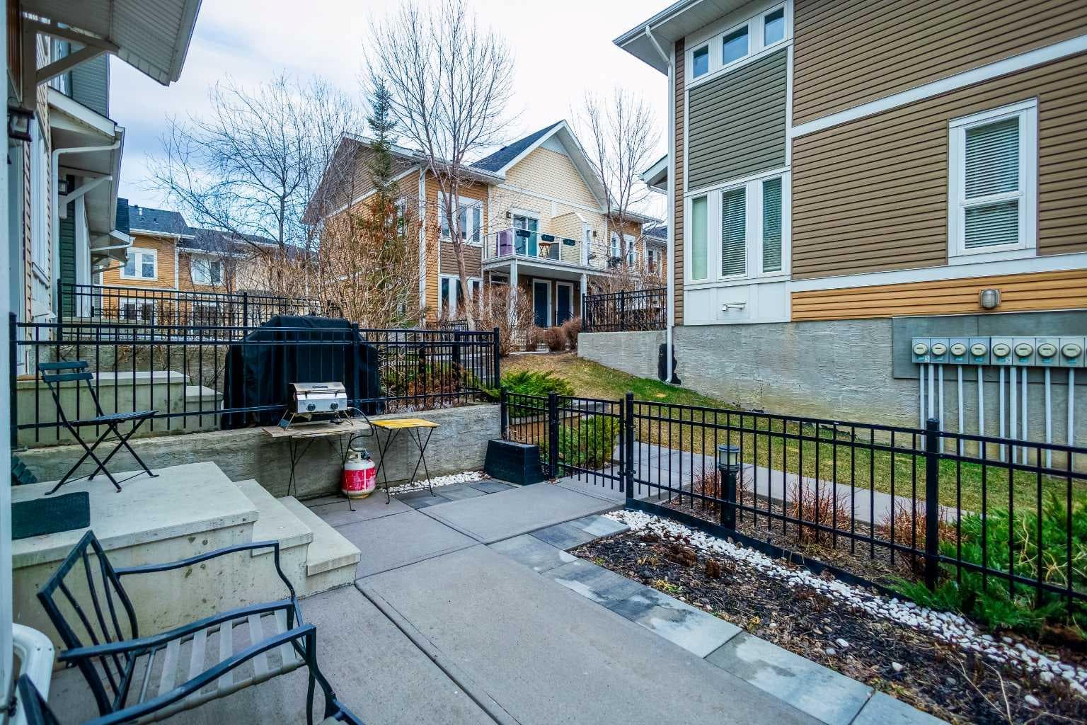 1310 Auburn Bay Square SE — photo 4