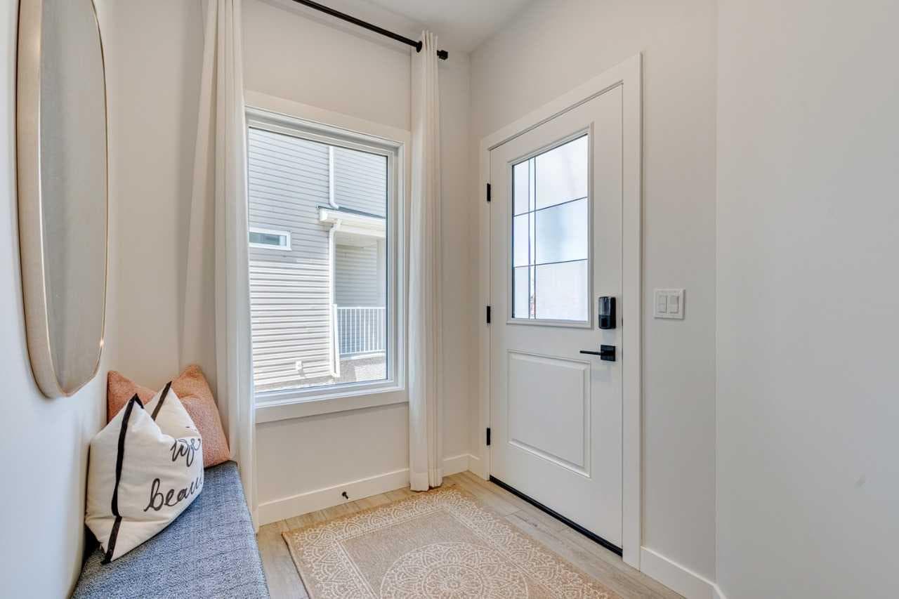 39 Creekstone Green SW — photo 2