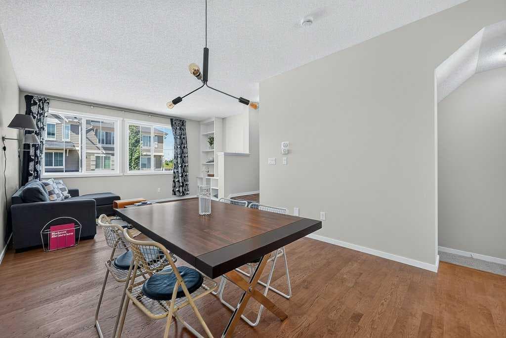 48 Kinlea Common NW — photo 4