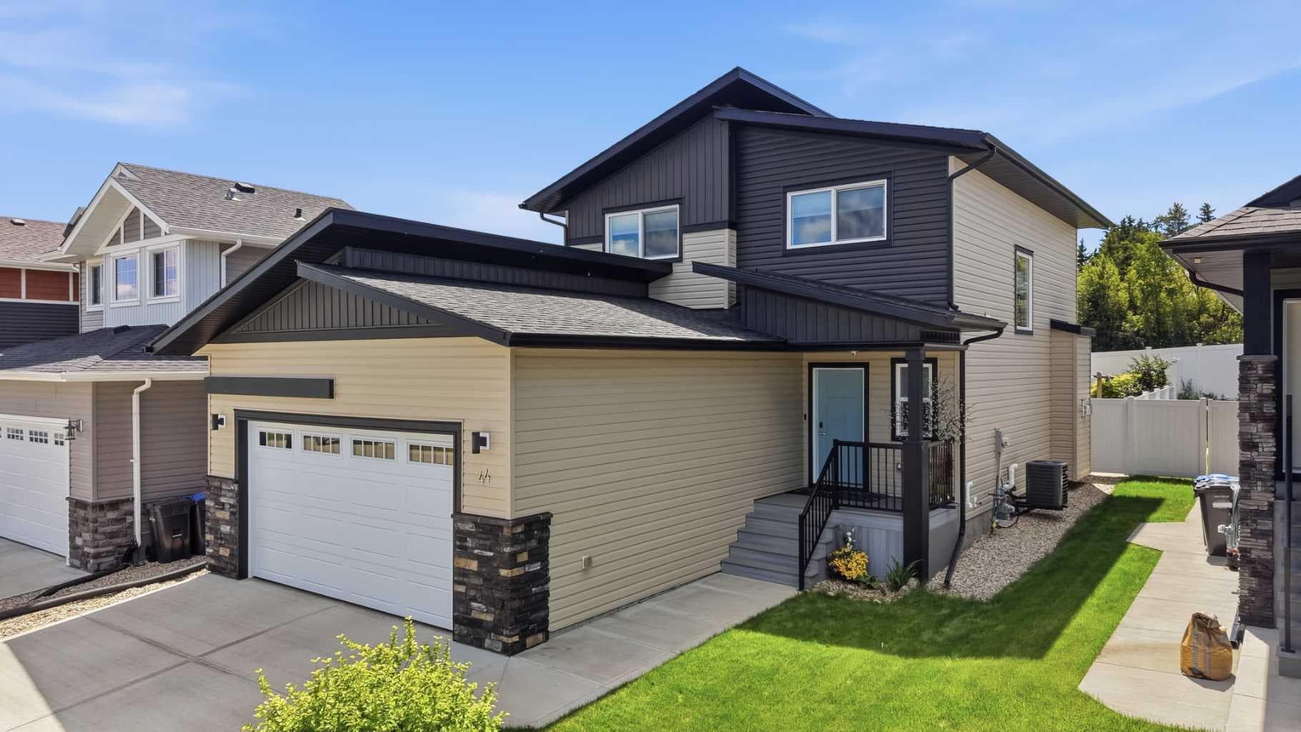 44 Cole Way — photo 1