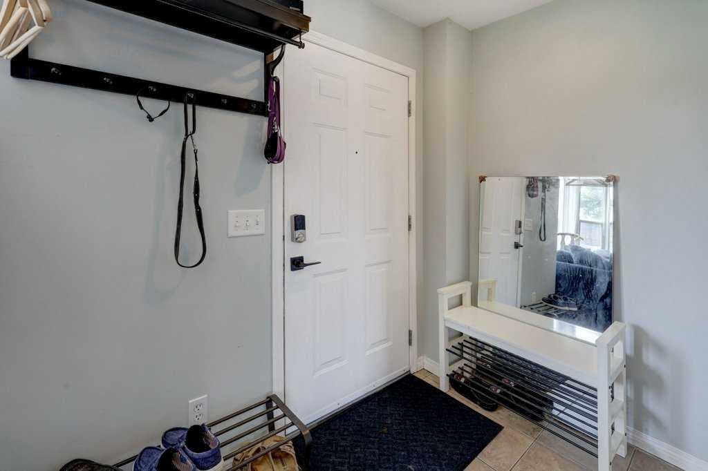 8034 24 Street SE — photo 2
