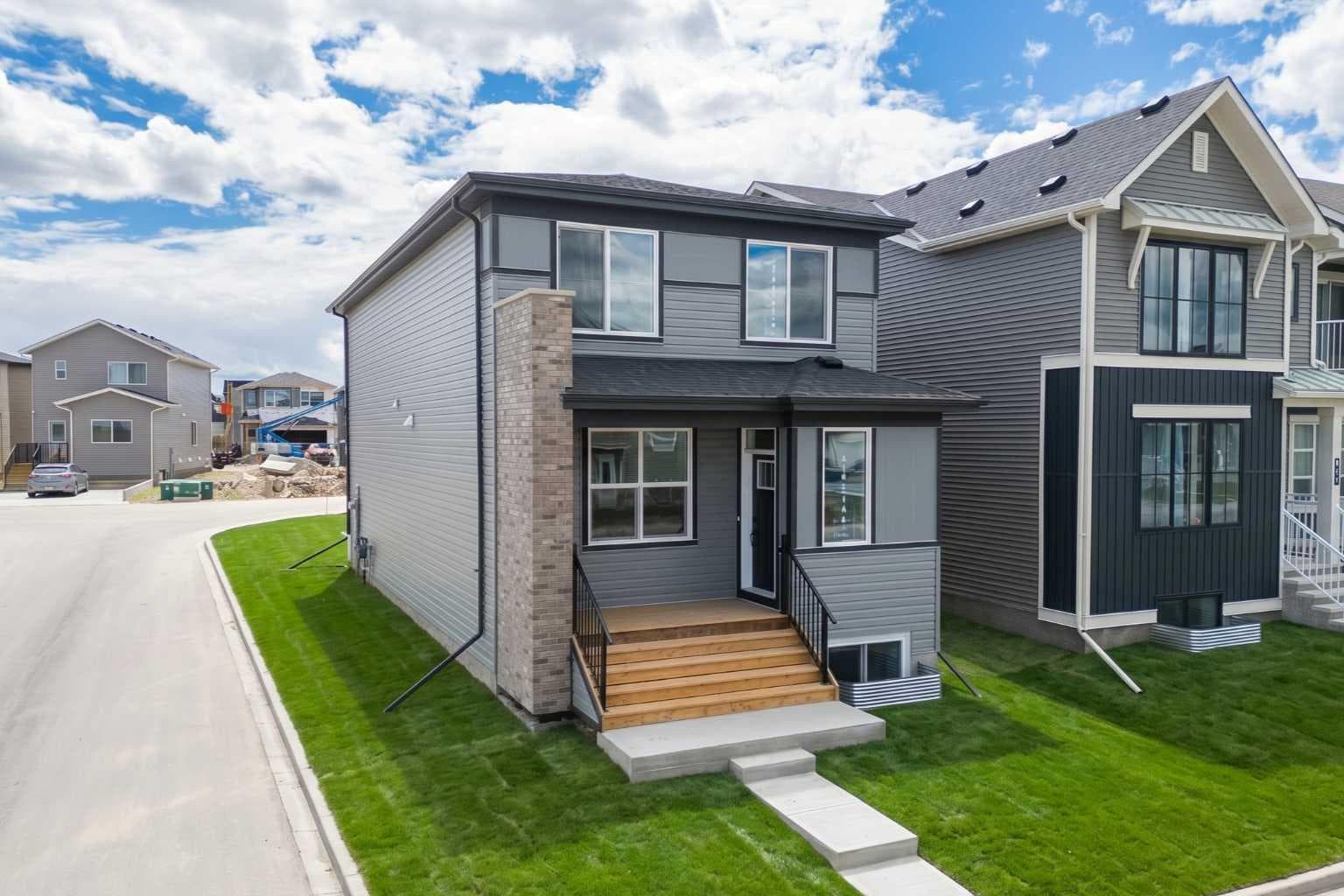 3130 Chinook Winds Drive SW — photo 1