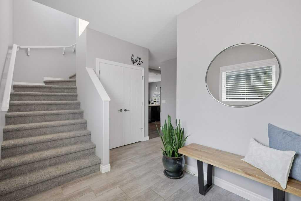 23 VanVeller Way — photo 3