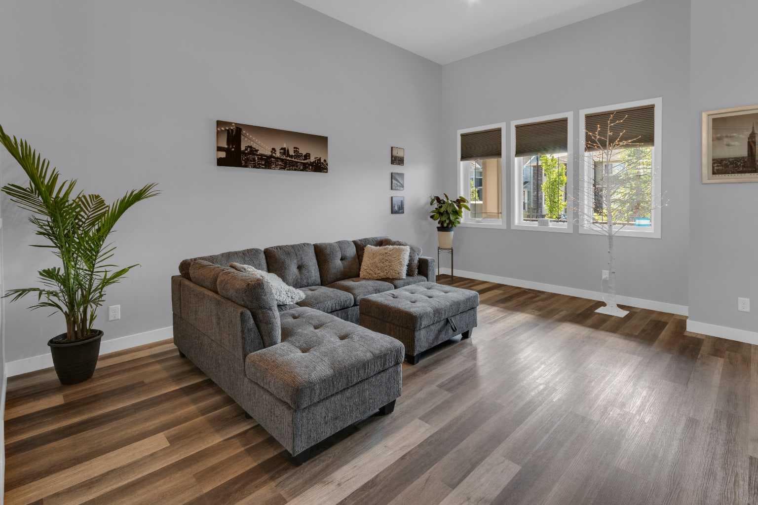 317 Sundown Road S — photo 3