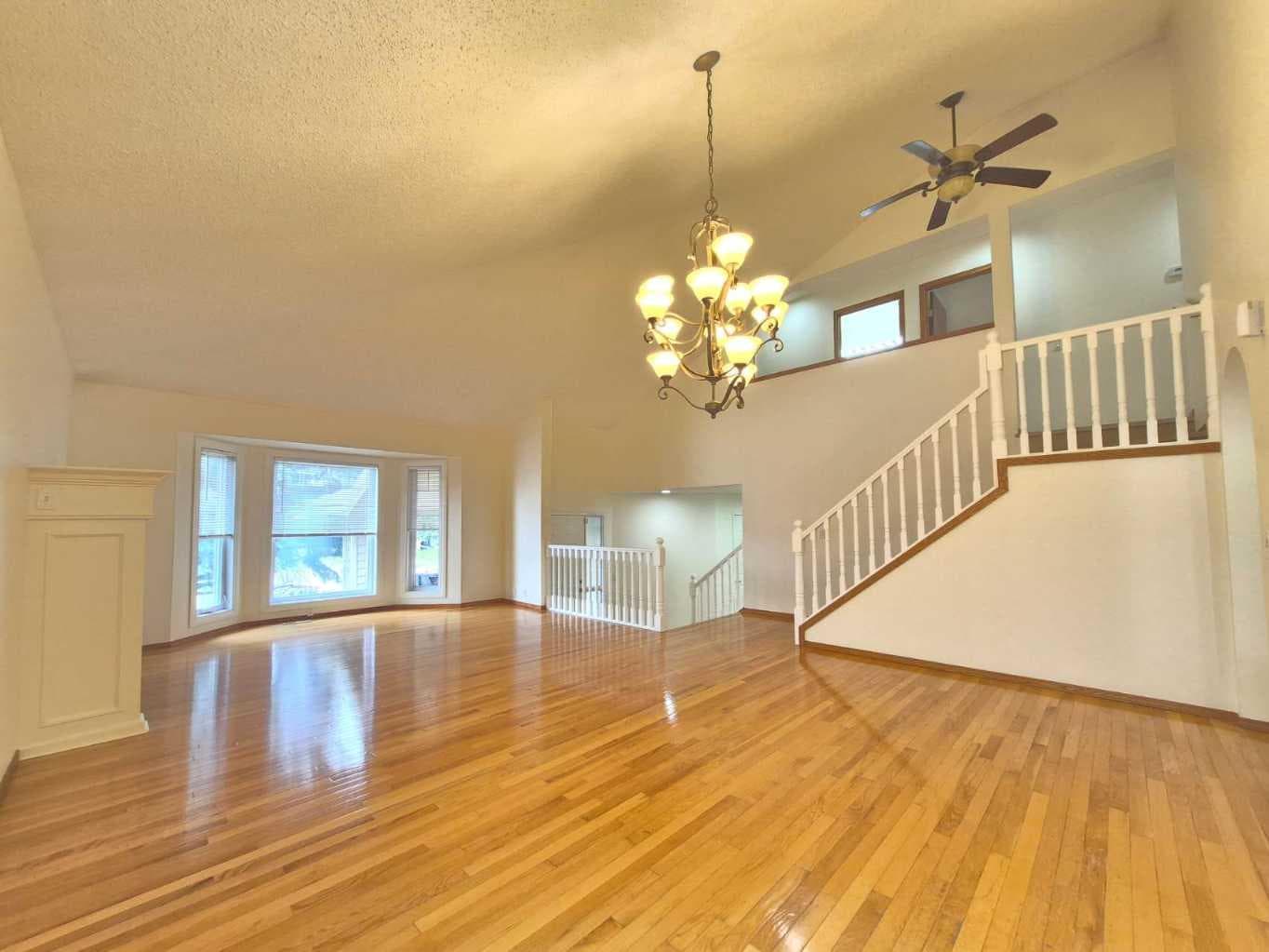 7 Suncastle Crescent SE — photo 5