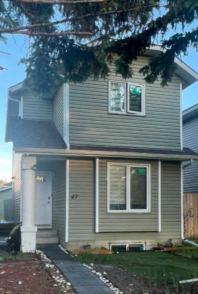 47 Martinridge Way NE — photo 2